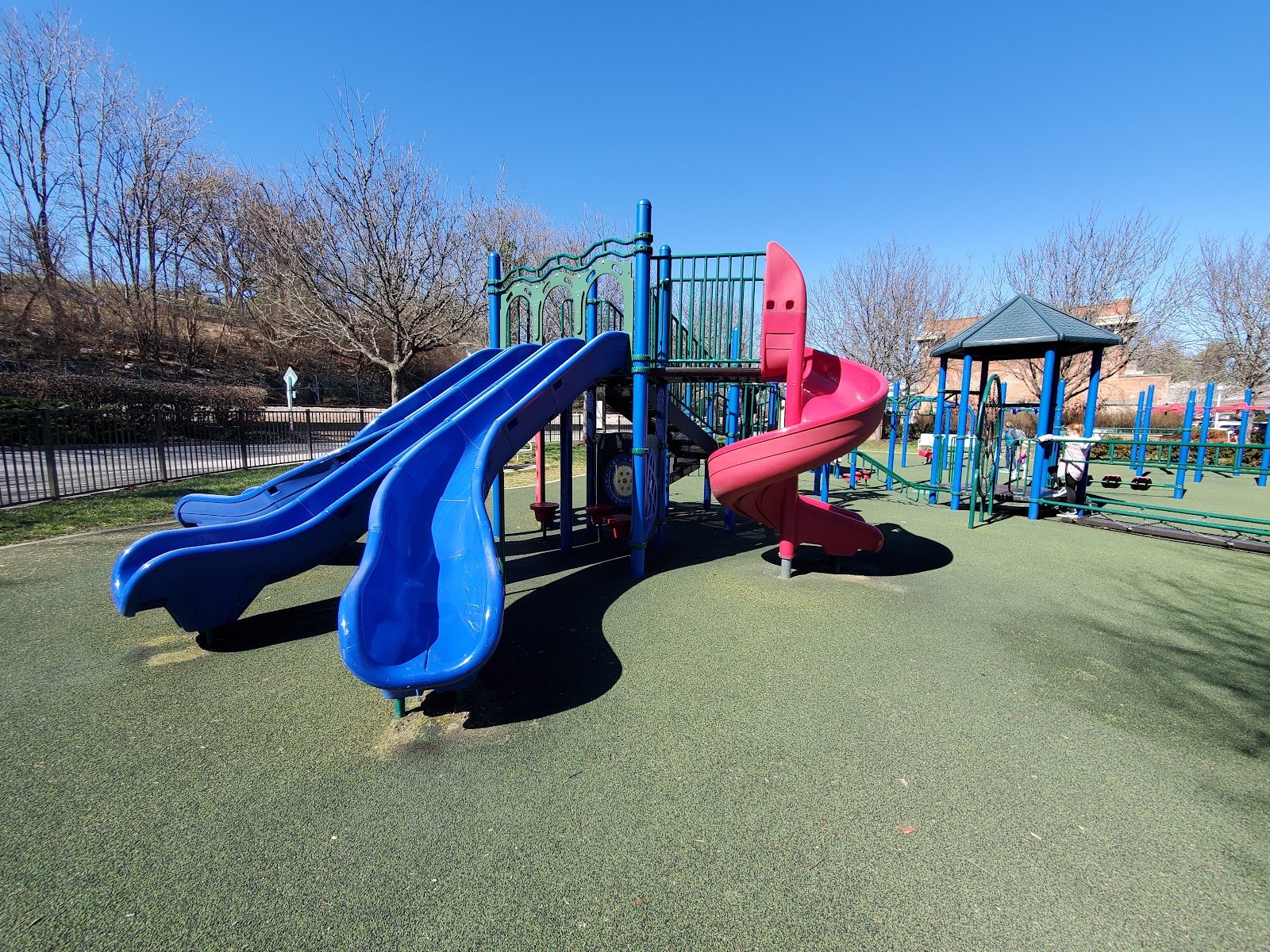 childrens-park-at-worlds-fair-park-1