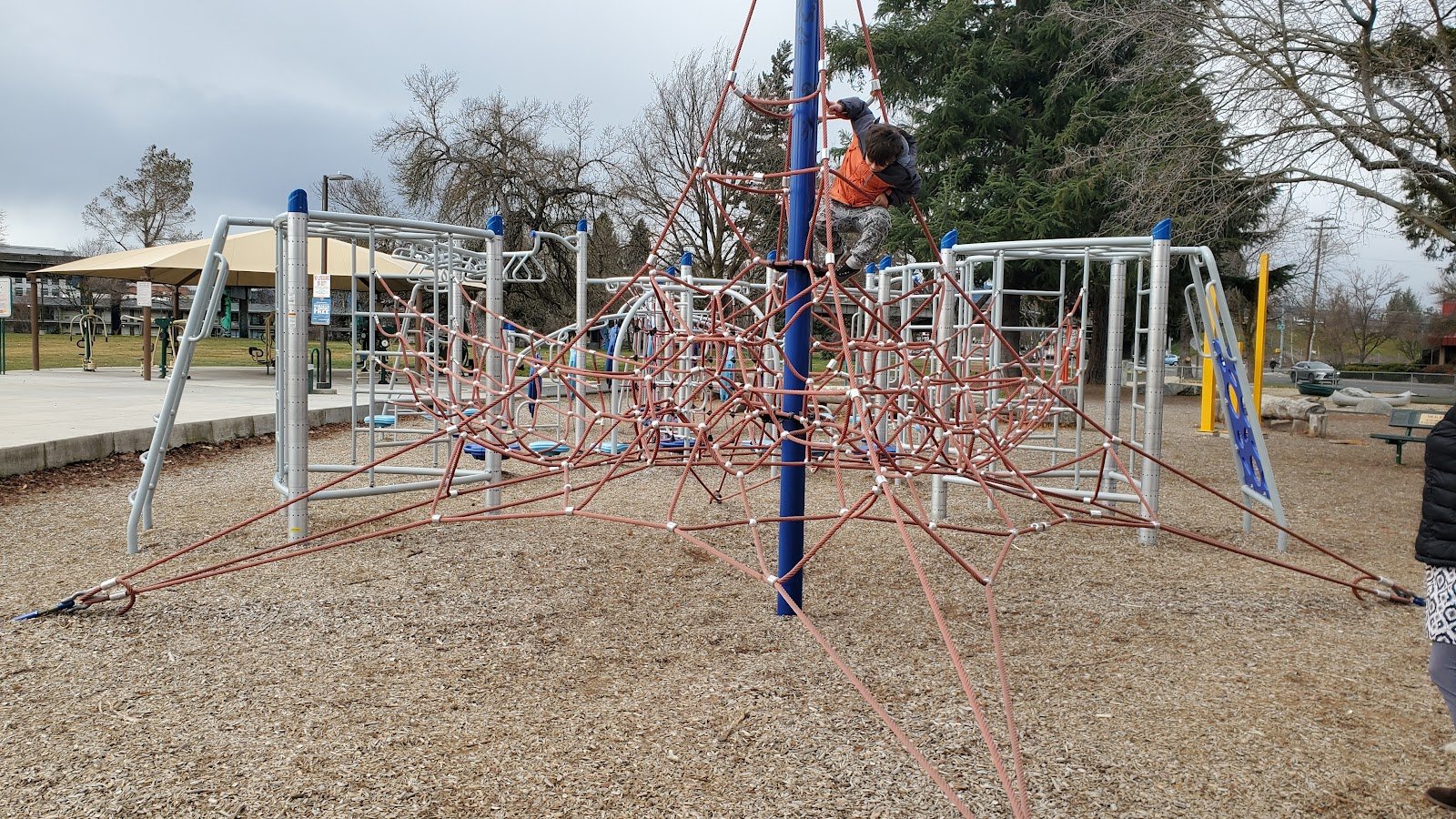 hawthorne-park-playground-3