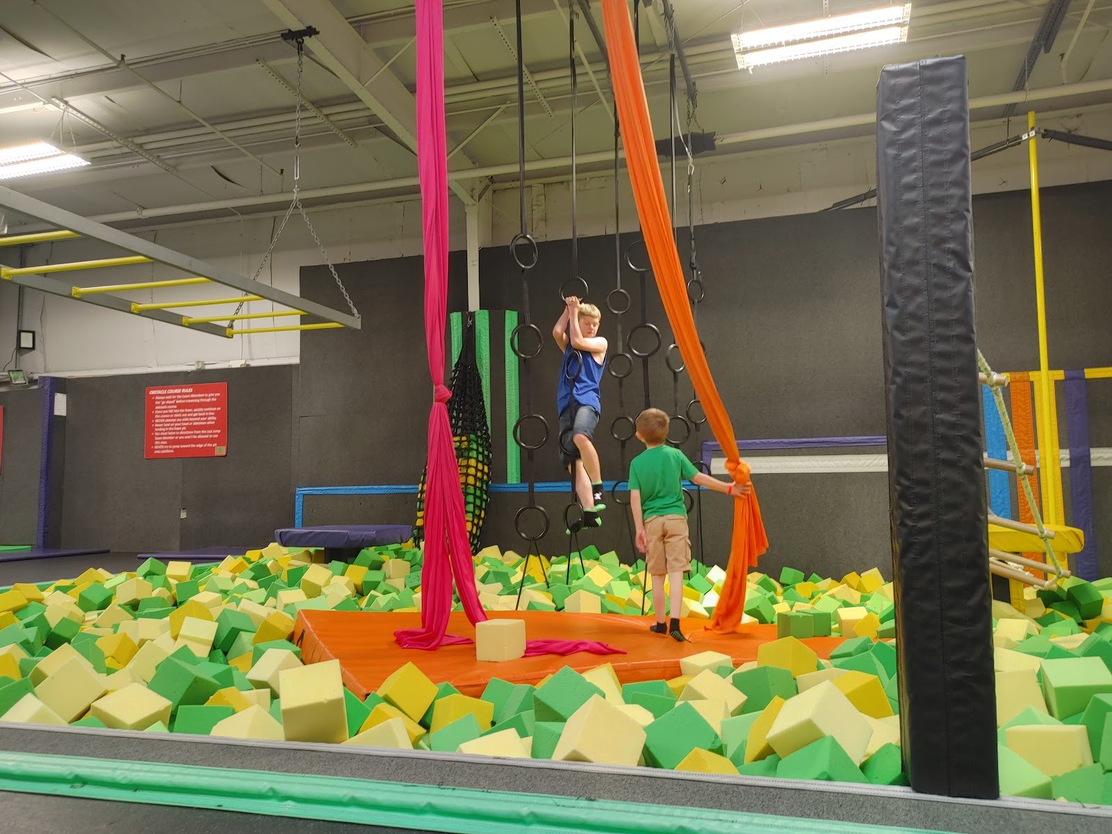 just-jump-trampoline-park-1