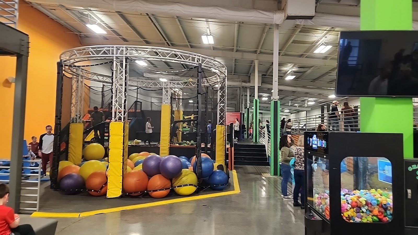 just-jump-trampoline-park-4