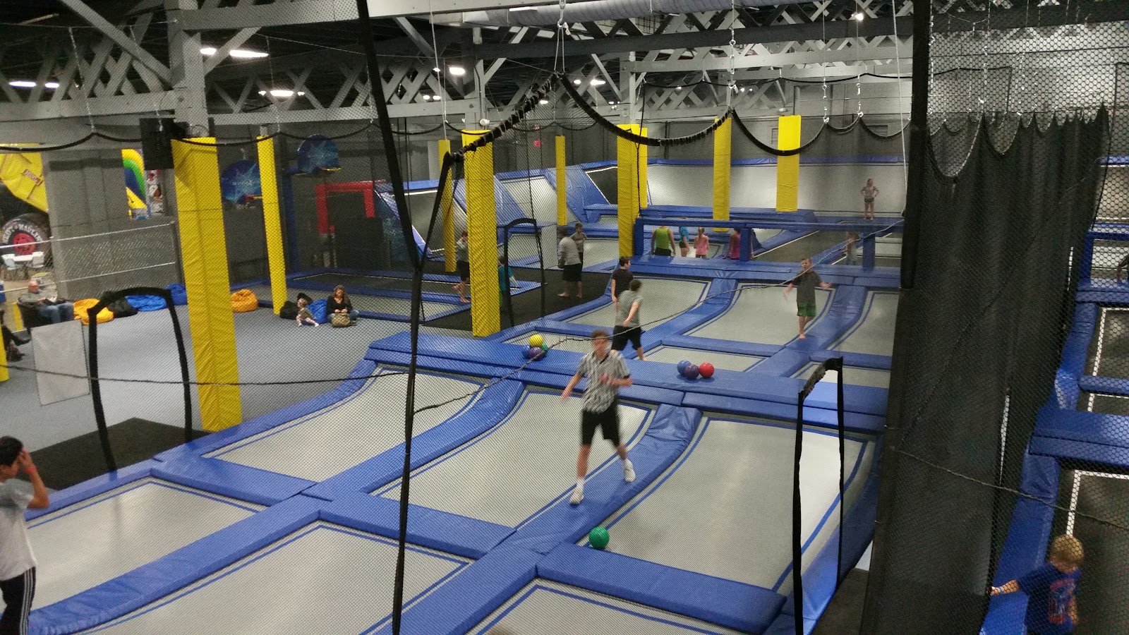 quantum-leap-trampoline-sports-arena-2