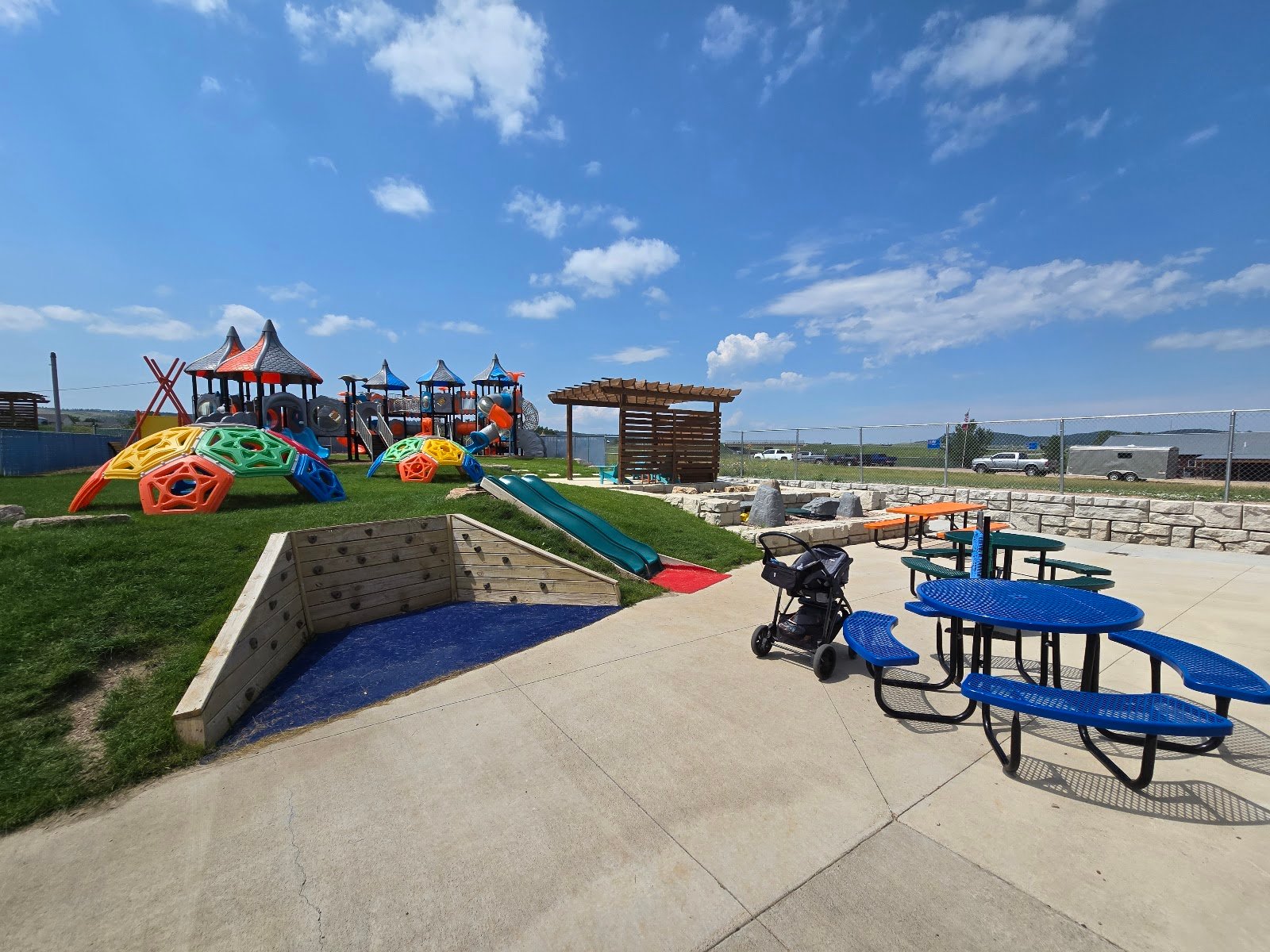 run-wild-indoor-and-outdoor-playland-3