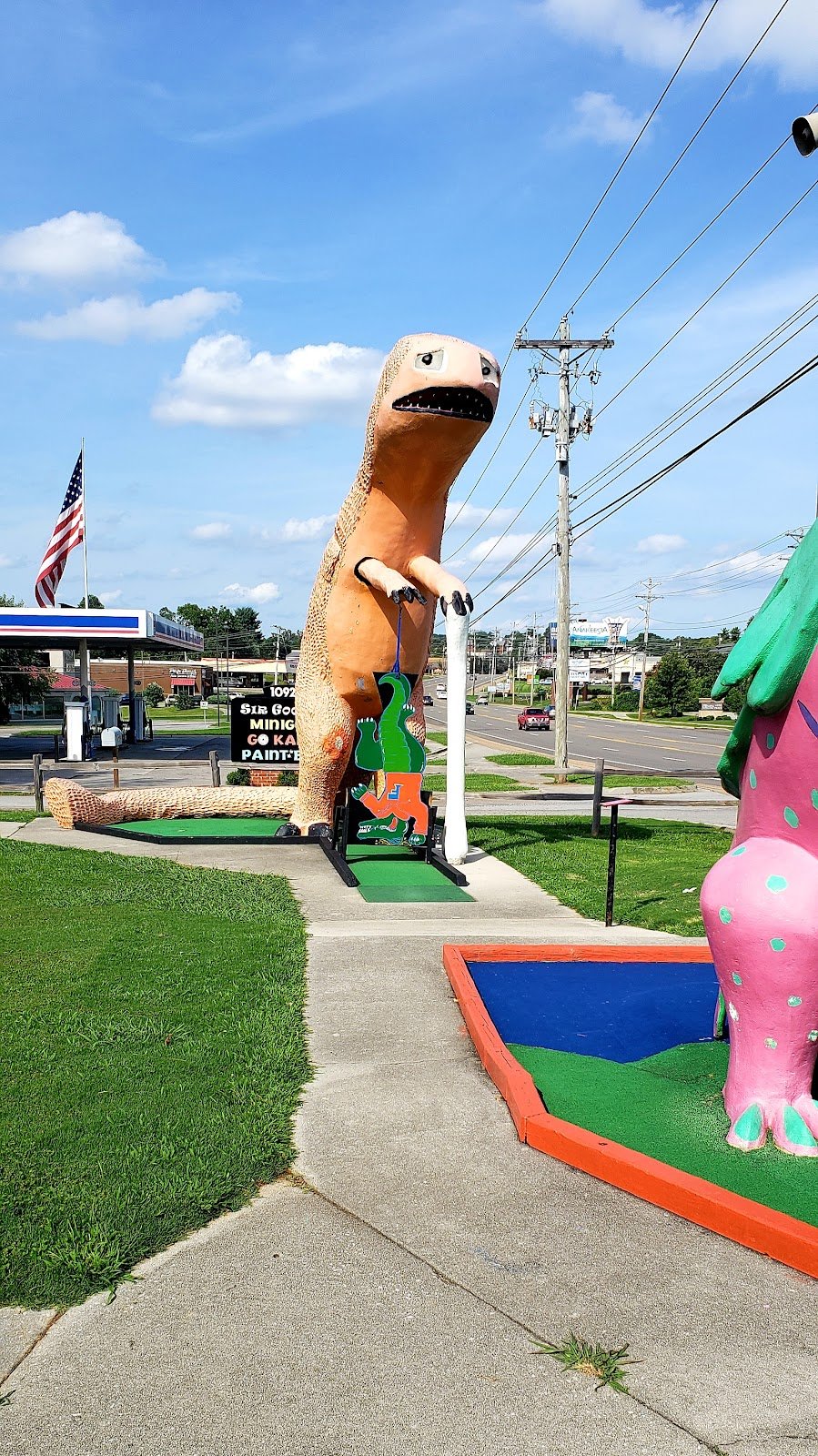 sir-goonys-family-fun-center-1