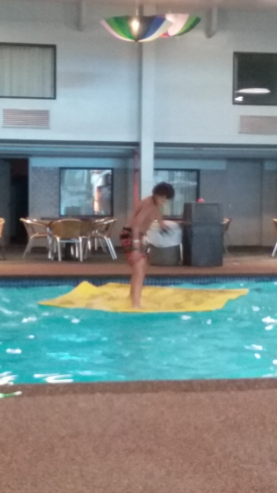 splash-zone-waterpark-2