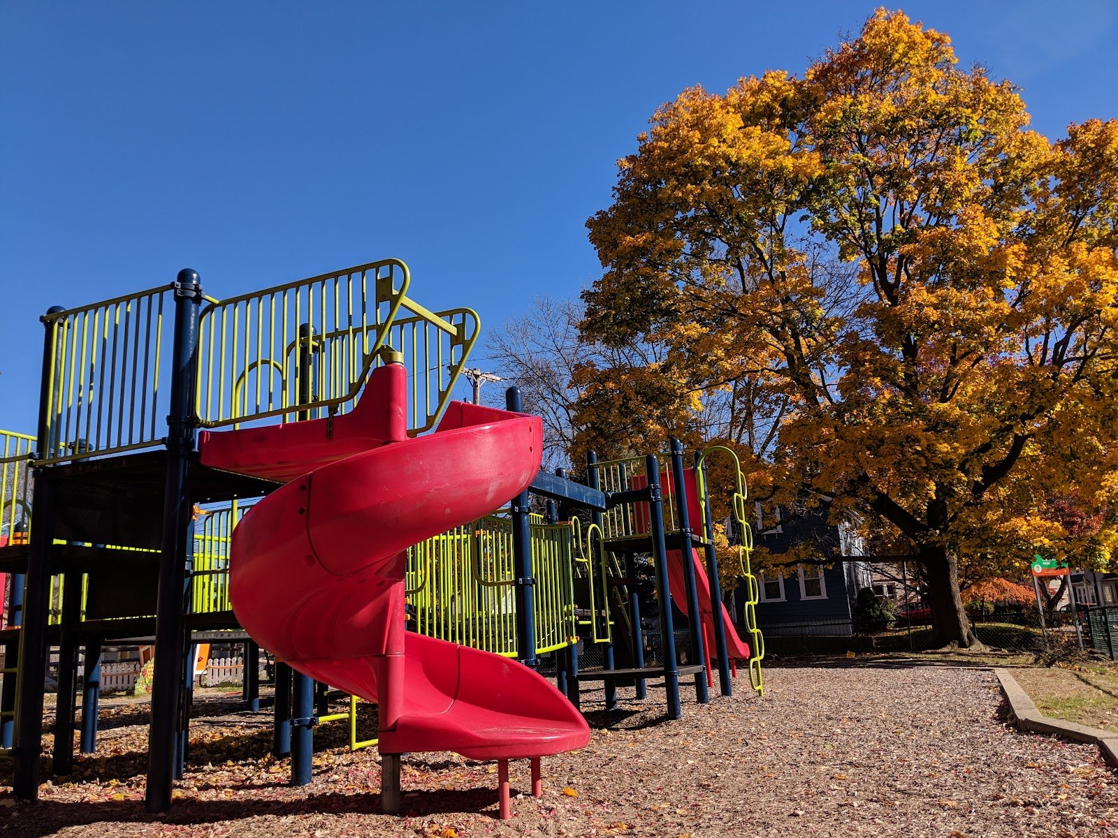 summit-avenue-playground-1
