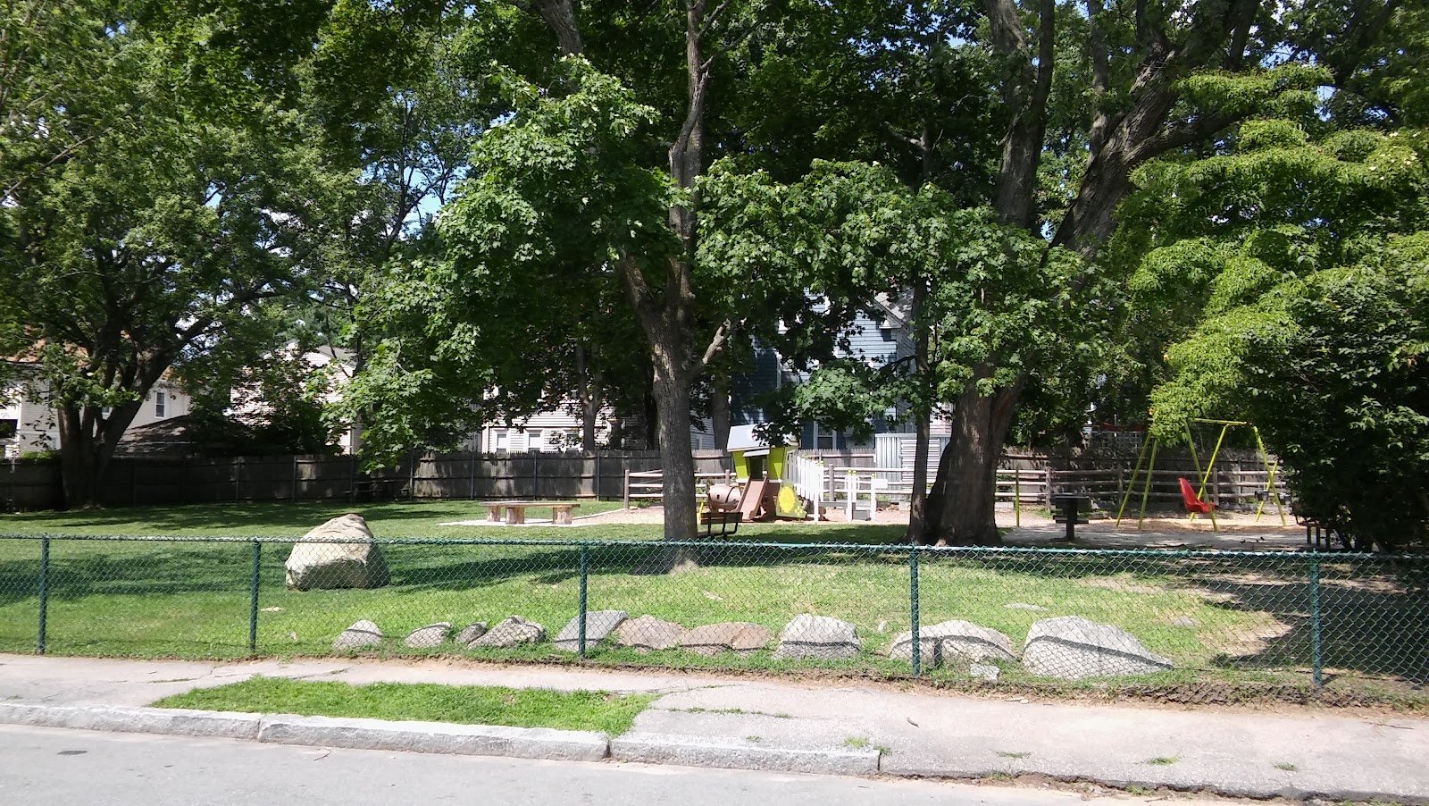 summit-avenue-playground-2