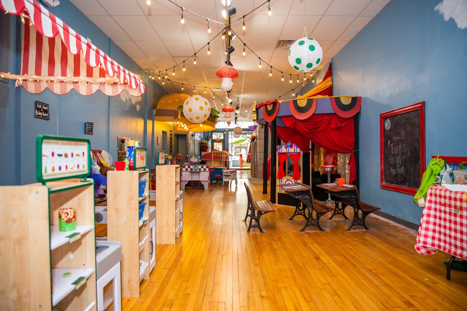 the-curious-little-playhouse-4