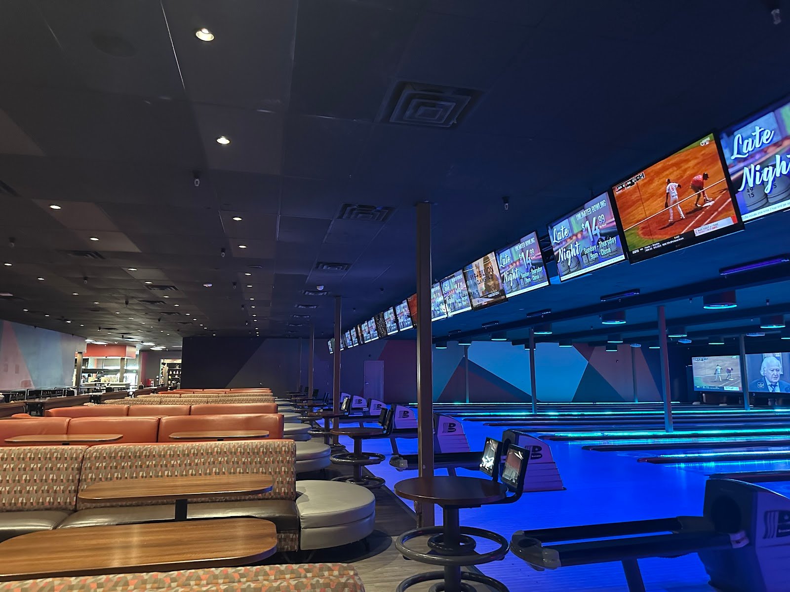 all-star-bowling-entertainment-draper-2