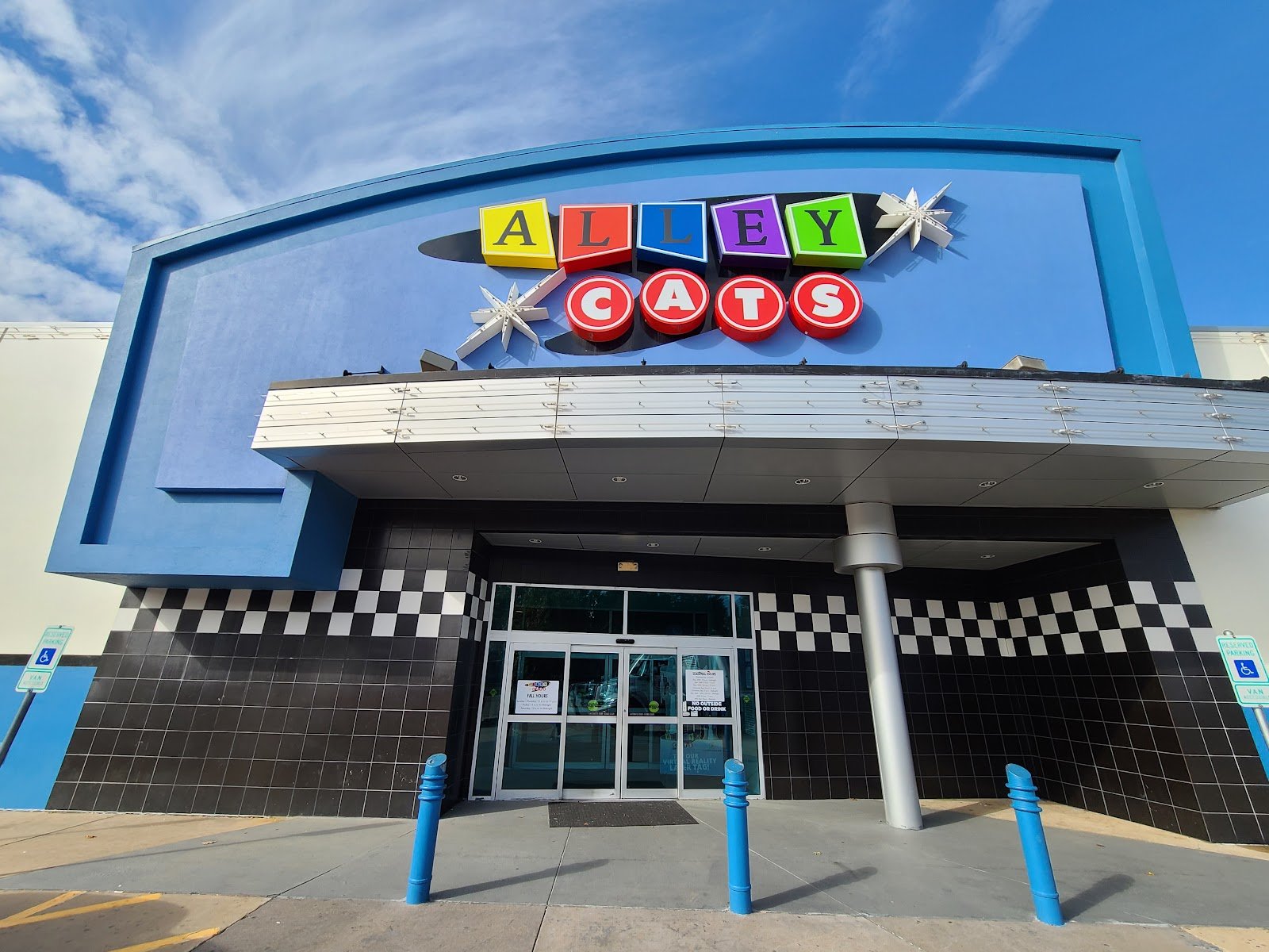 alley-cats-entertainment-4