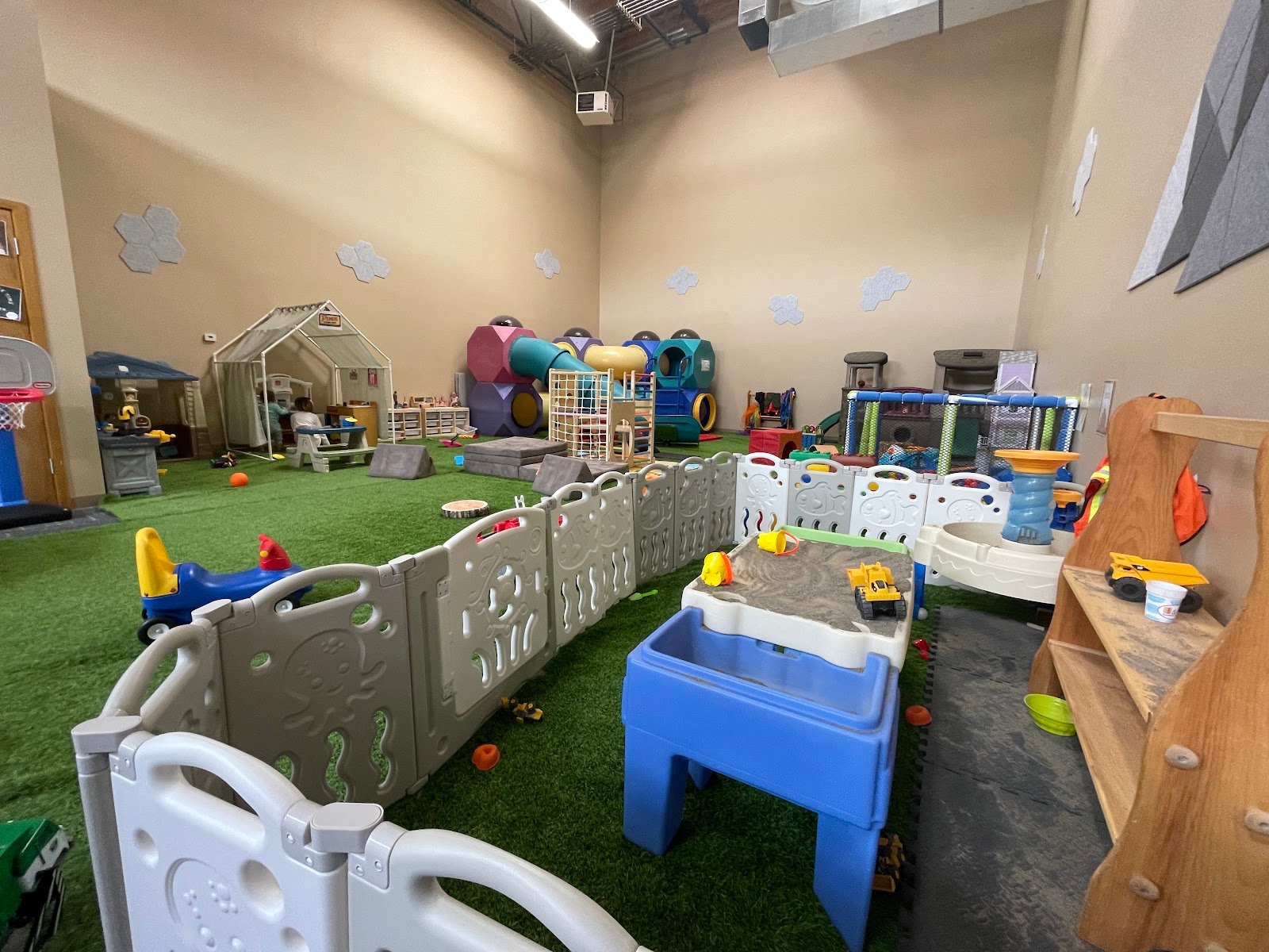 ash-and-elm-play-studio-2