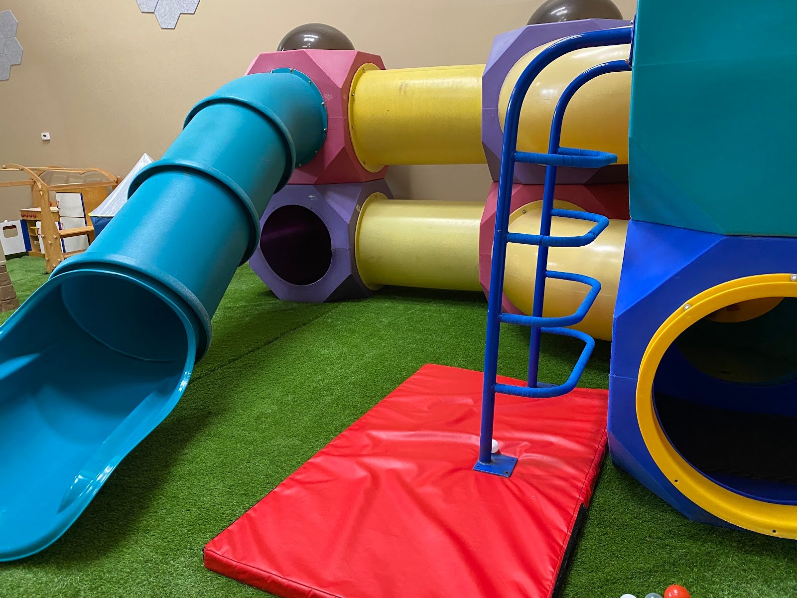 ash-and-elm-play-studio-4