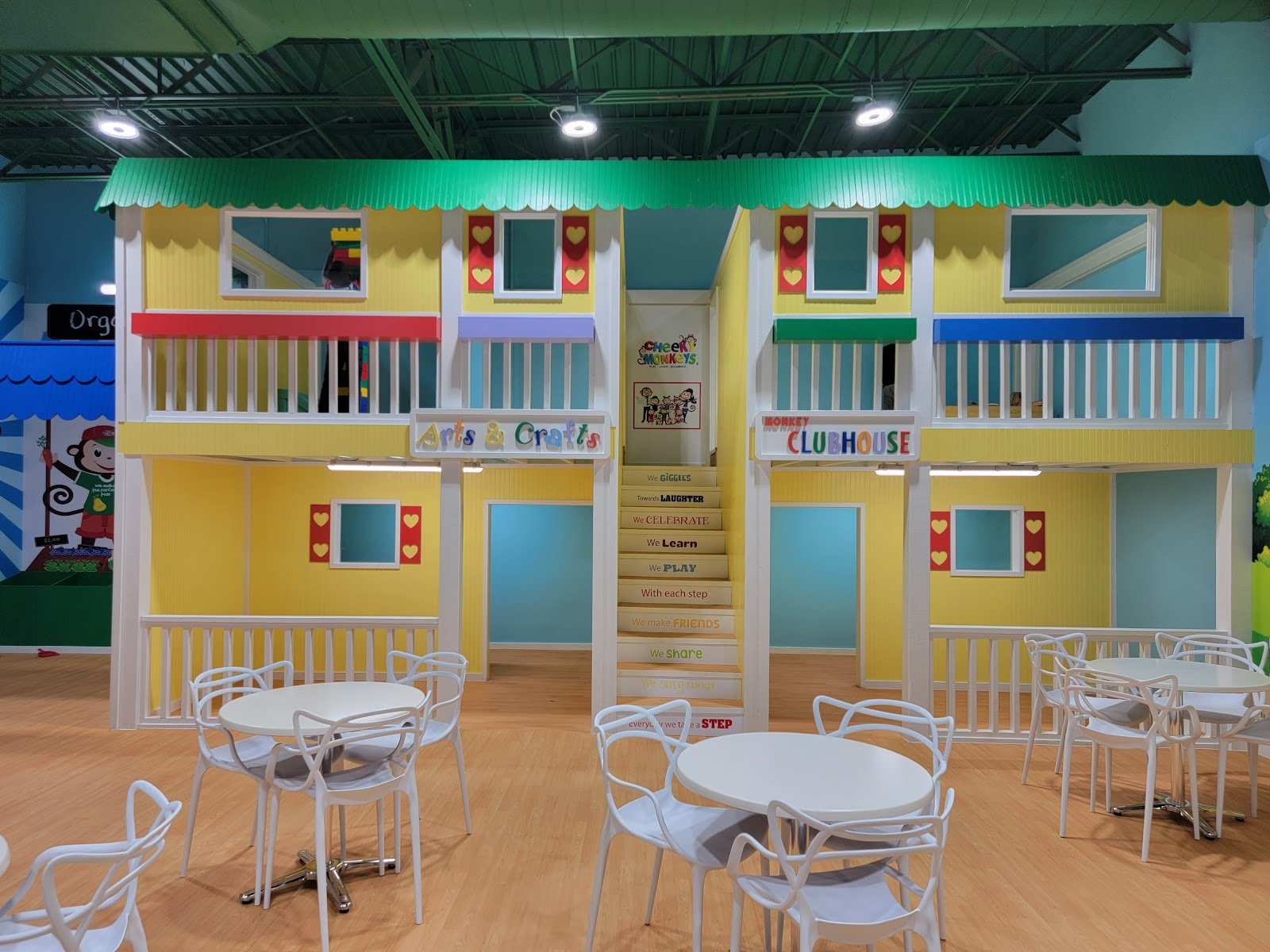 cheeky-monkeys-highland-village-1