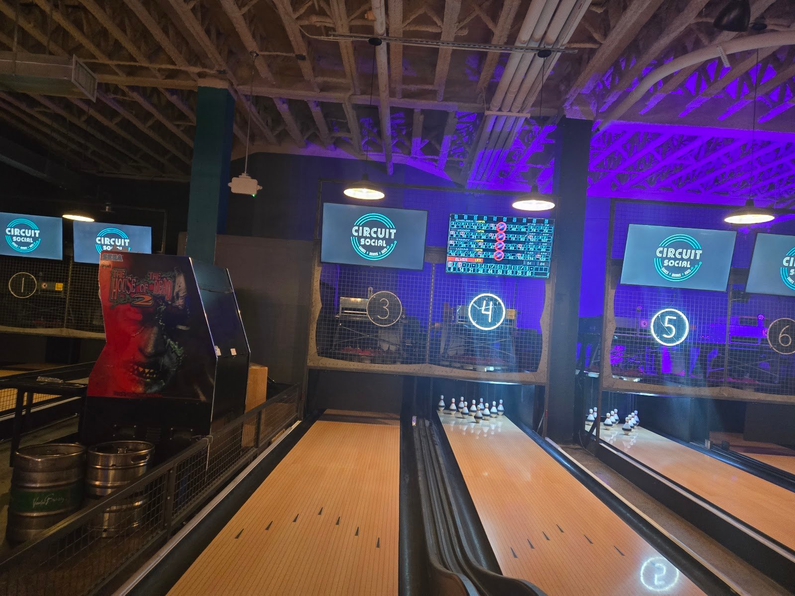 circuit-social-arcade-bar-social-3