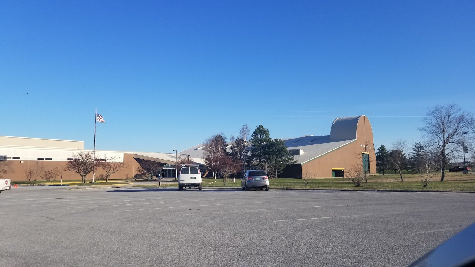 collins-perley-sports-fitness-center-3
