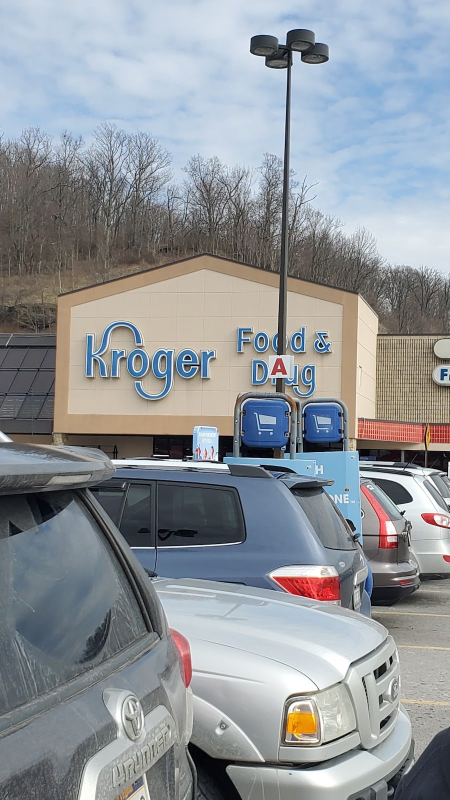 eastpointe-shopping-center-3