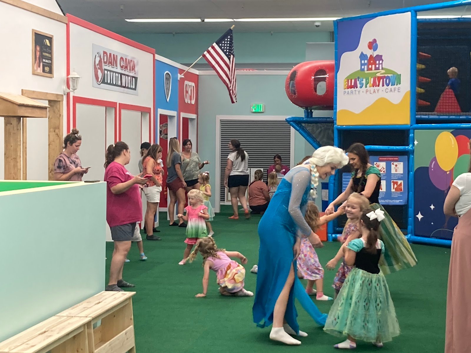 ellas-playtown-1