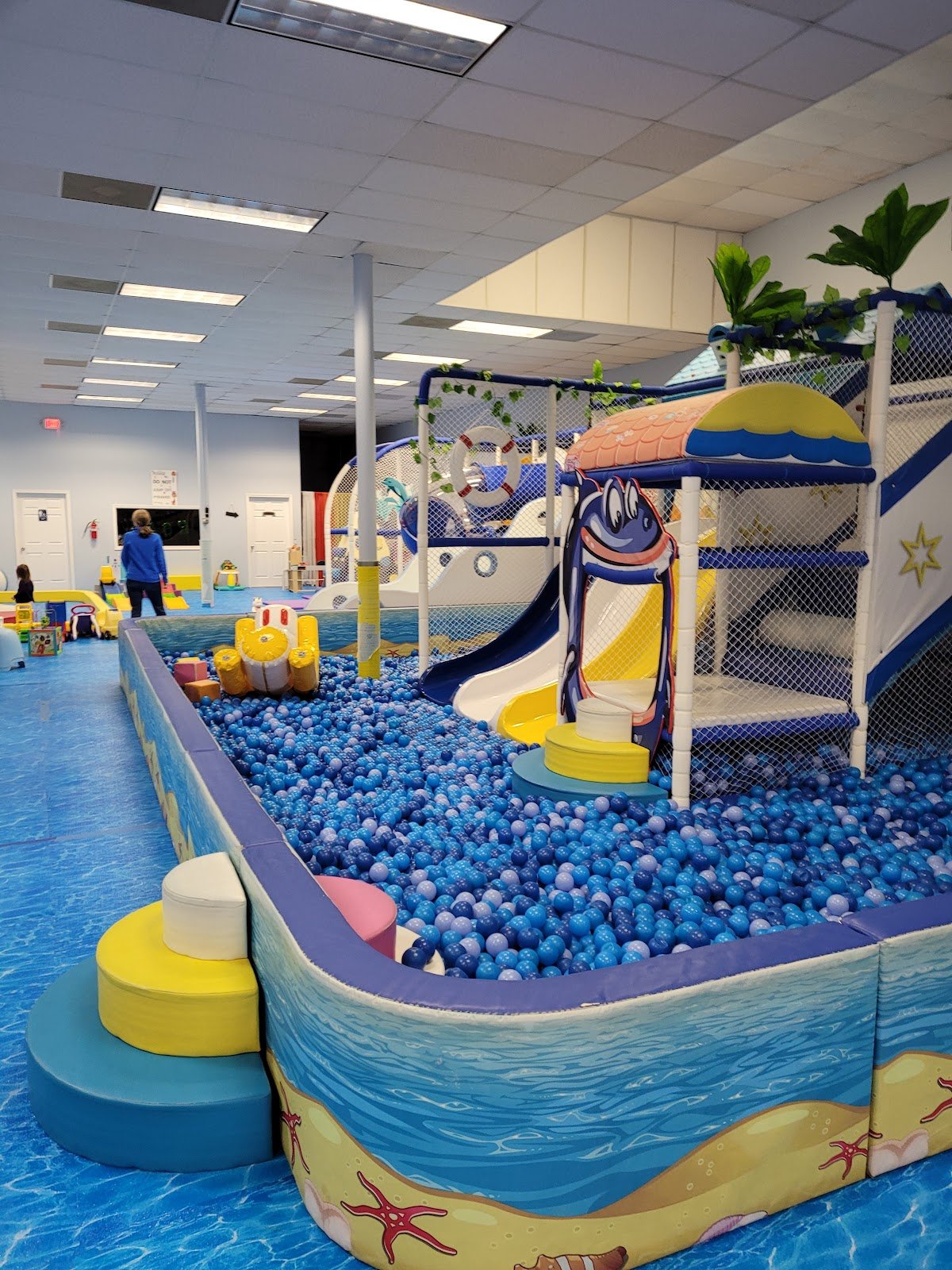 fun-n-play-indoor-playground-1