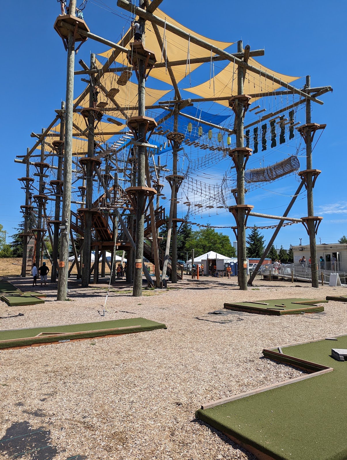 high-trek-outdoor-tactical-laser-tag-birthday-party-and-teambuilding-activities-3