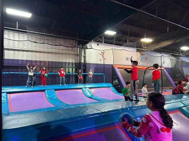 jump-city-trampoline-park-4