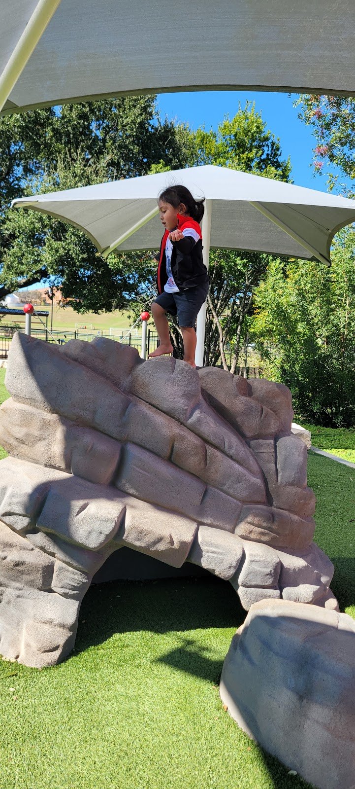 loewy-family-playground-3