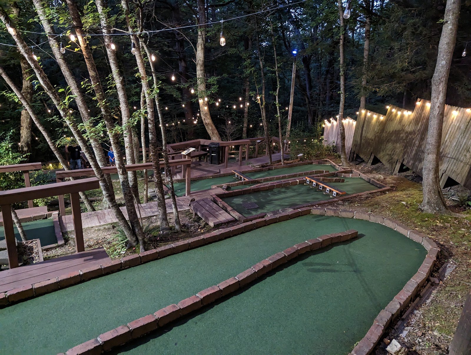 mountain-state-miniature-golf-2