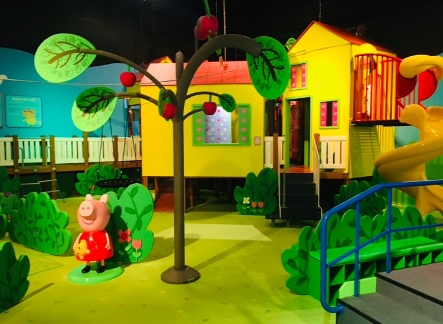 peppa-pig-world-of-play-dallas-1