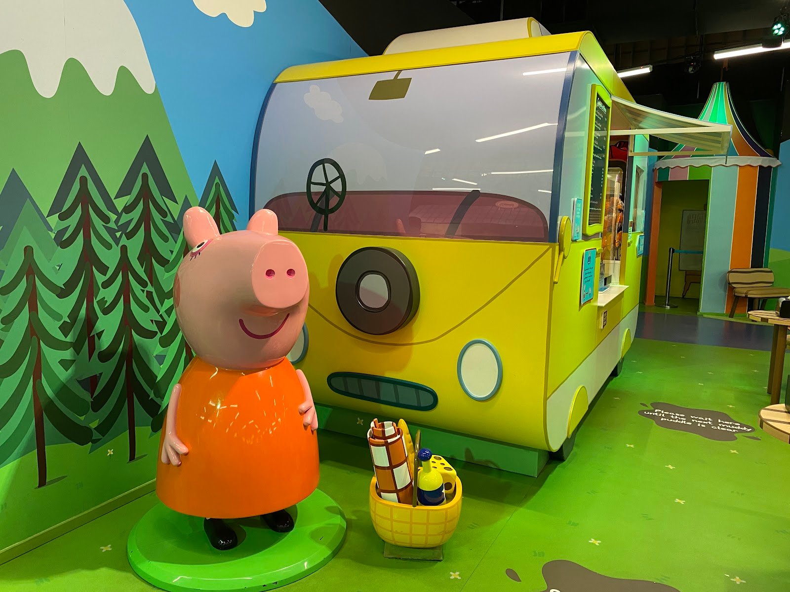 peppa-pig-world-of-play-dallas-2