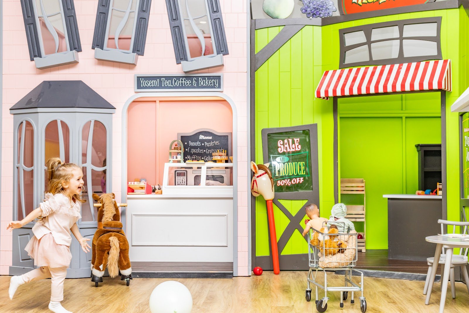 pikopyes-town-lakeway-parties-play-1