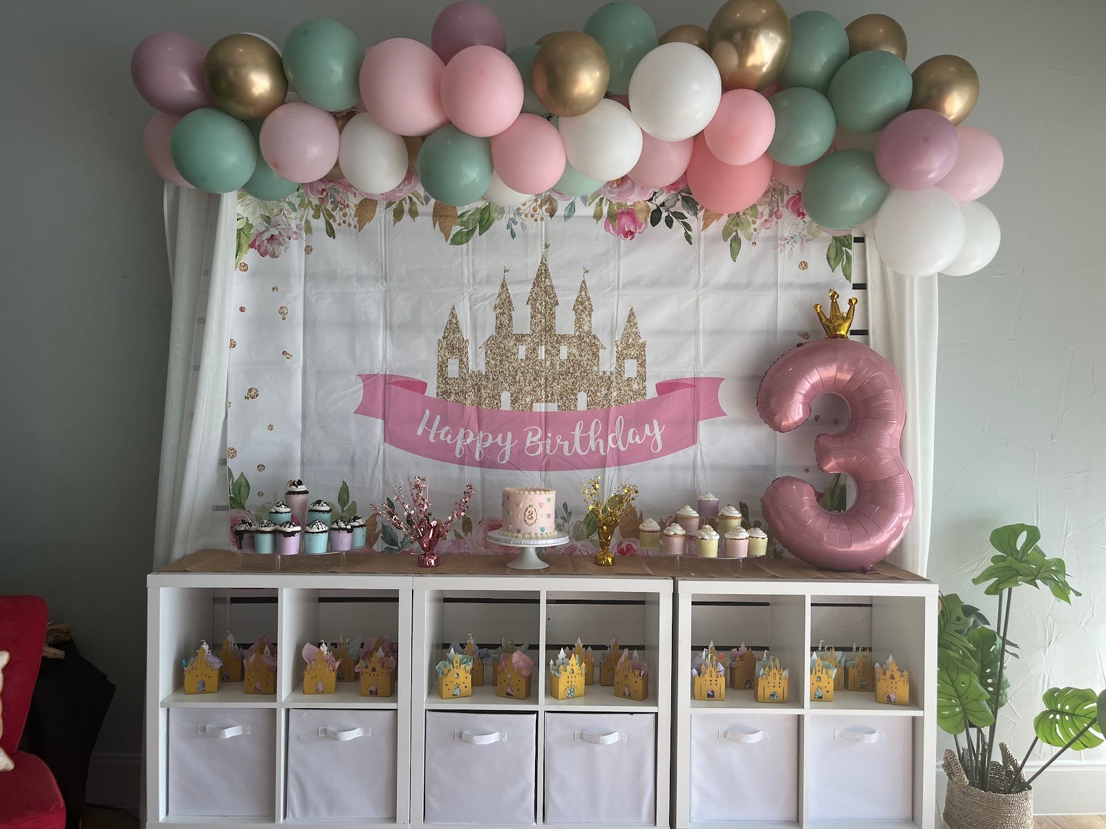 pikopyes-town-lakeway-parties-play-2