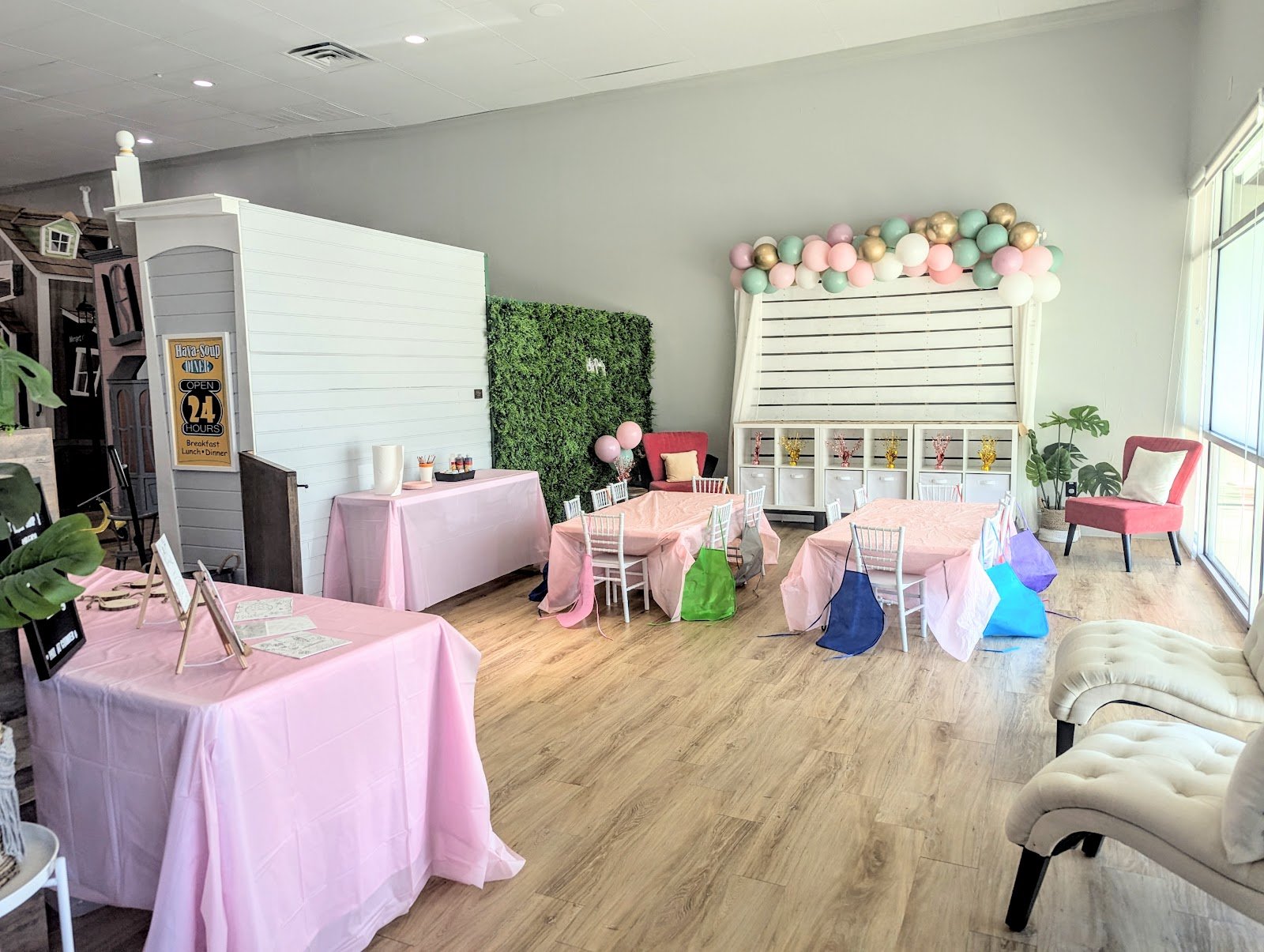 pikopyes-town-lakeway-parties-play-3