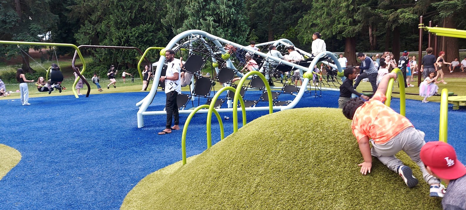 silver-lake-playground-4