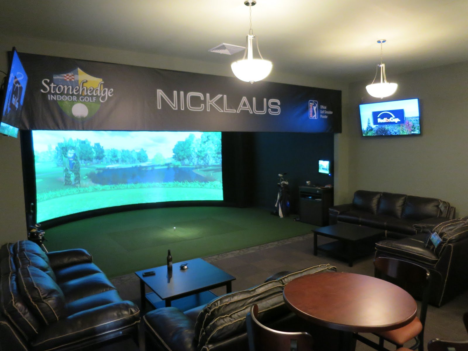 stonehedge-indoor-golf-2